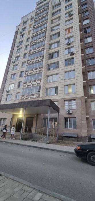Квартира сатамын туран 2 48 дом 3х комн 3 этаж