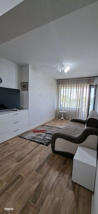 Apartament cu doua camere, 65 mp, parcare subterana, Royal Town