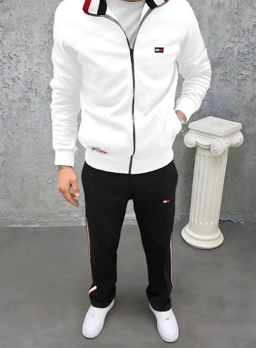 Yrening barbati super model, logo brodat, feronerie metalica, pantaloni drepti