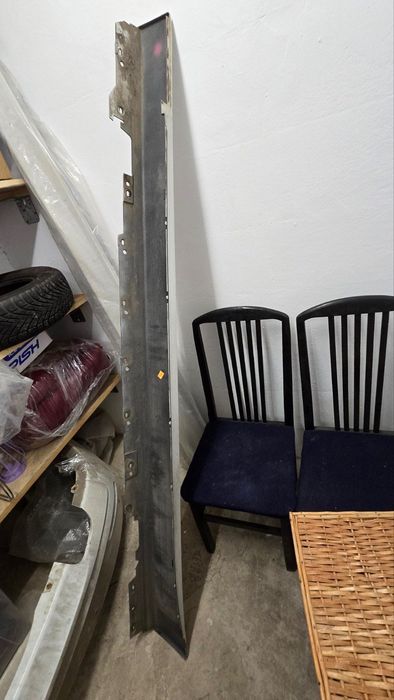 Прагове ф30 бели