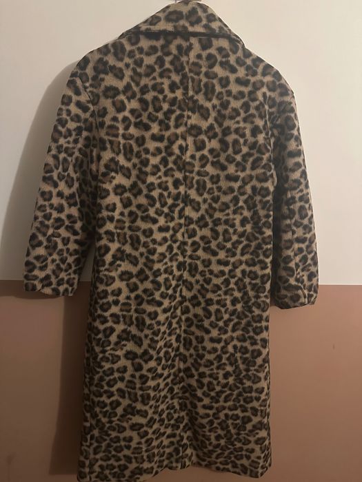 Преходно палто Stradivarius