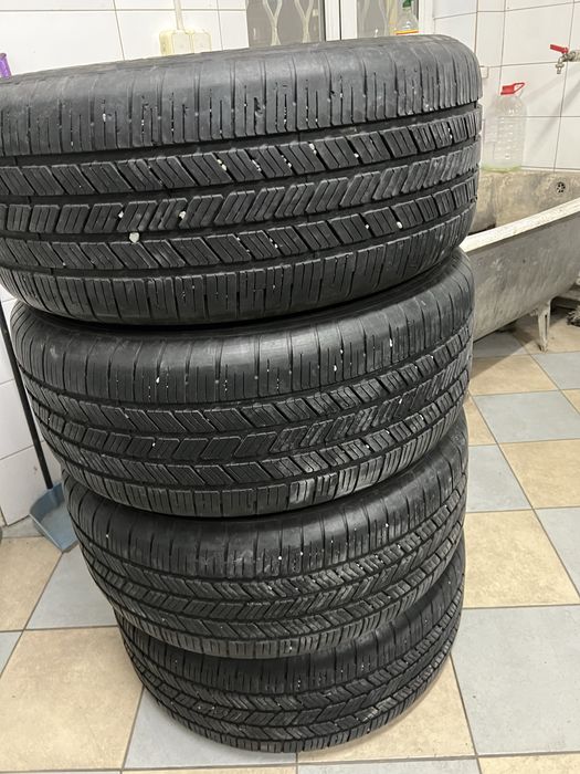 Продаются всесезонные Шины Goodyear 255/55/19