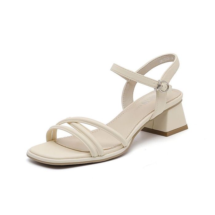 Продаются новые босоножки