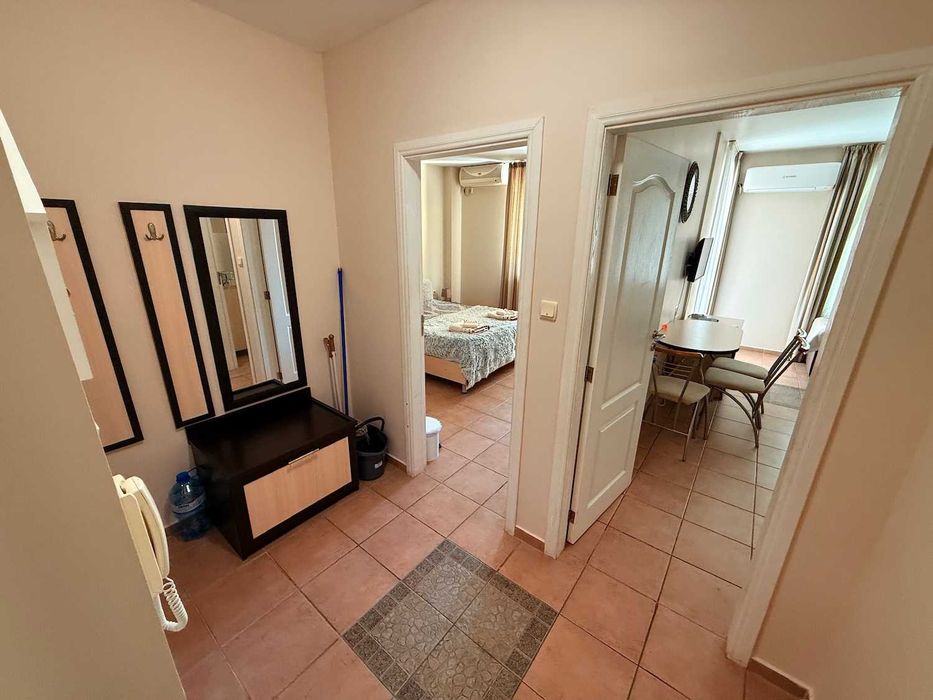 Продава се Двустаен апартамент в к.к. Слънчев бряг - 51 кв.м за 820 €/кв.м - Снимка #4