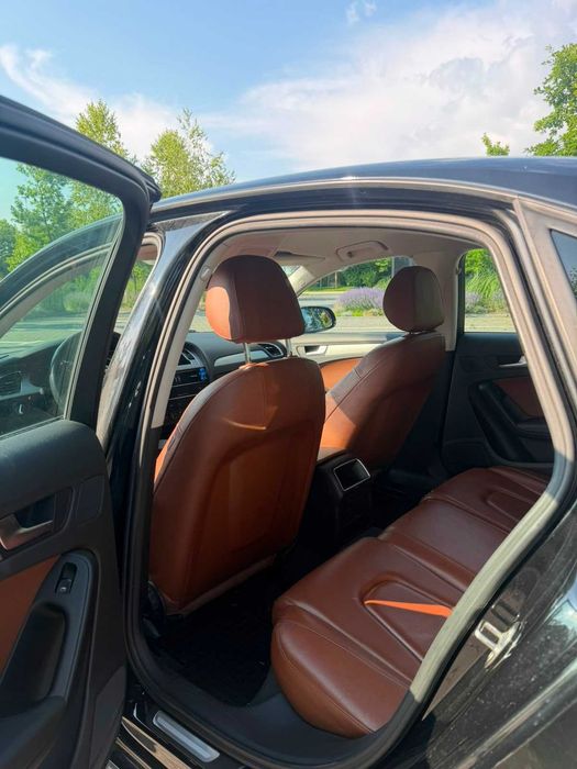 Audi A4 B8 2012 2.0 TDI Manuala 120cp