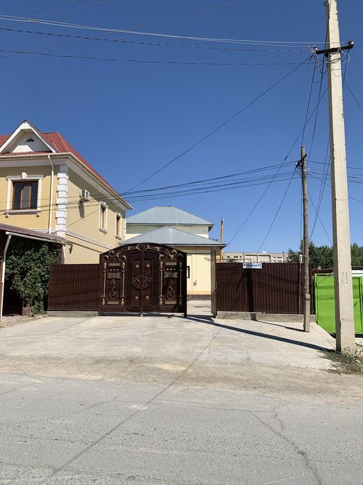 Үй сатылады орталықтан 5 бөлмелі