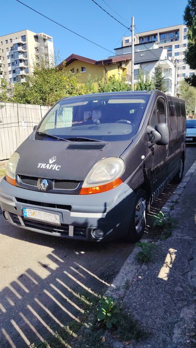 RENAULT Trafic 2005 — imagine 2