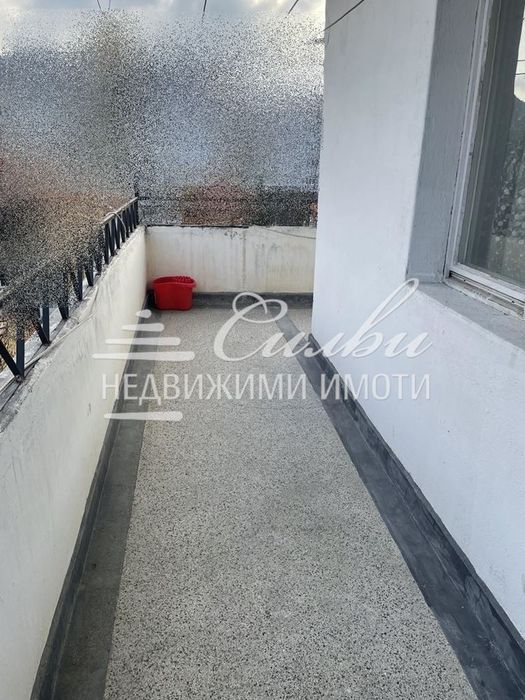 Продава се Четиристаен апартамент в Шумен, Пазара - 133 кв.м за 844 €/кв.м - Снимка #12