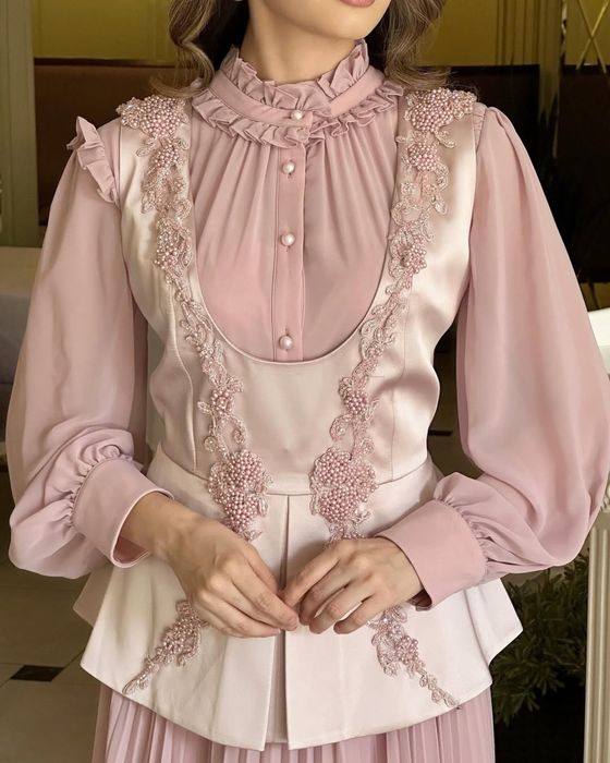 Двух элегантное платье — срочно продам!