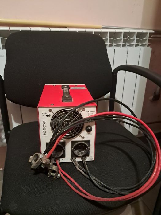 Stabilizator de tensiune 500 VA, utilizat, în stare perfectă de lucru