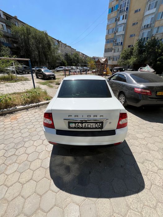 Приора 2170 седан