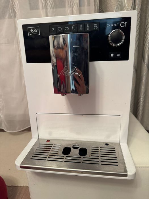 Aparat de cafea cu boabe si expressor