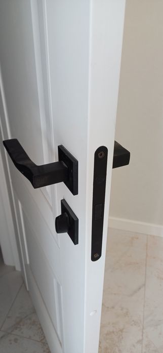 Установка дверей