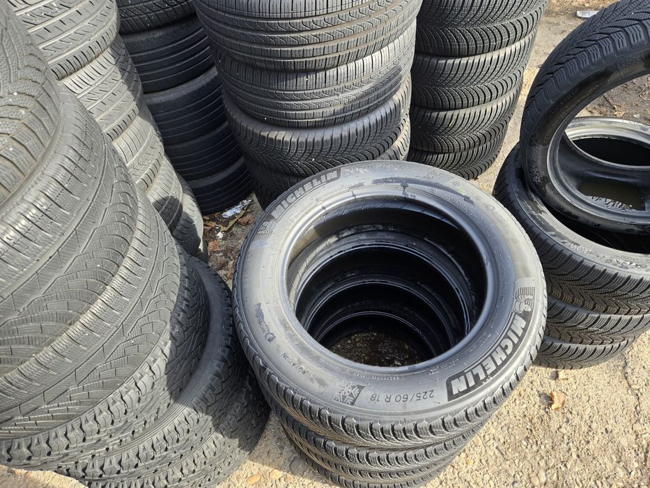 4бр. 225 60 18 Michelin RunFlat зимни.