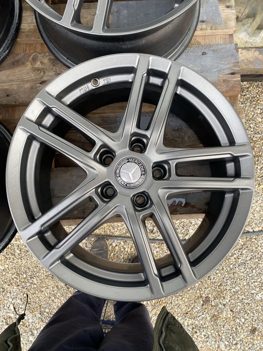 17 цола 5 х 112 мм Мерцедес , Ауди , Шкода , Фолксваген VW