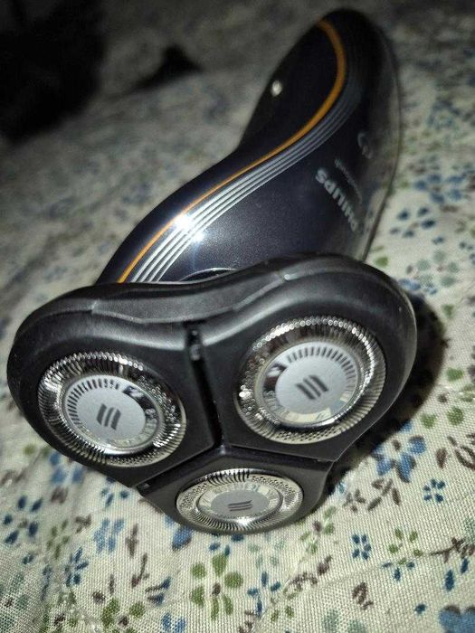 Philips shaver seria 7000, 100 ron