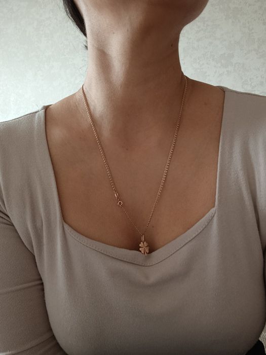 Золотой цепочка с кулоном