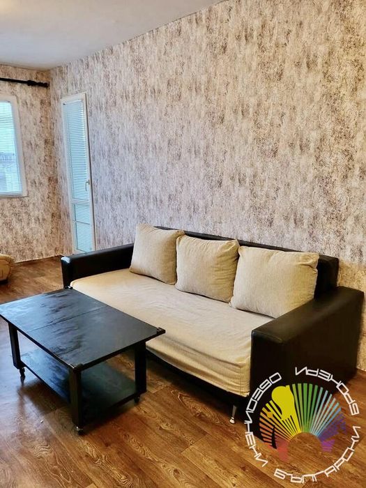 Дава се под наем Двустаен апартамент в Бургас, Славейков - 70 кв.м за 306 € - Снимка #1