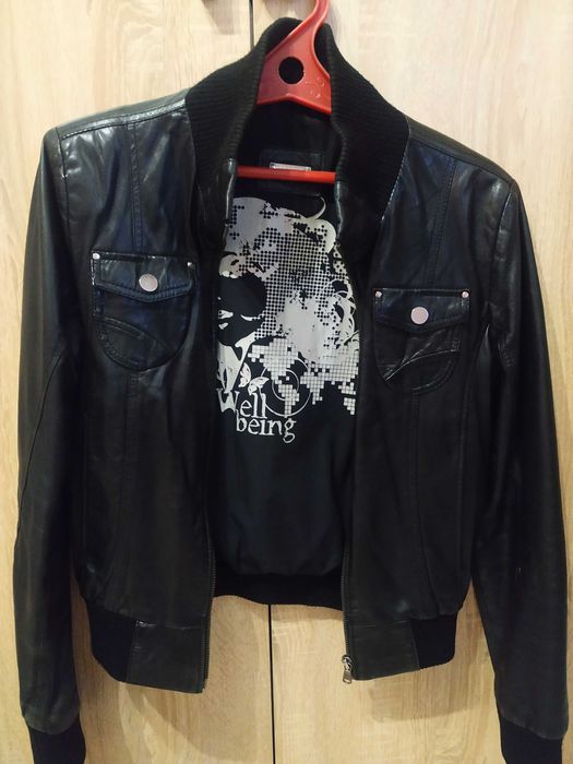 Куртки демисезонные 46 р