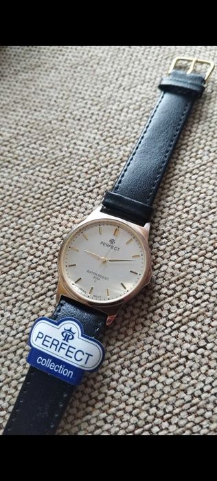 Ceas Perfect cu curea de piele NOU