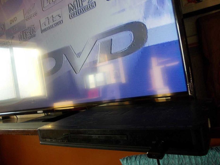 Компактни двд с USB, DVD, мини плеър, дистанционно