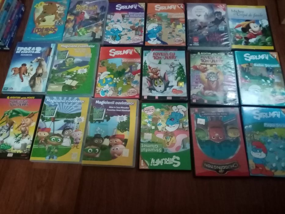 Vând DVD-uri pentru copii.