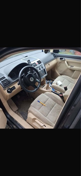 Dezmembrez vw touran 2.0 tdi 2005