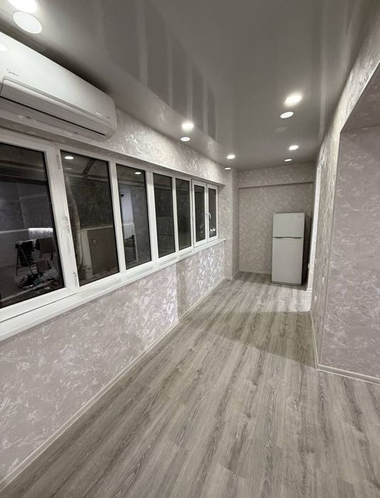 Квартира на Новомосковская -кафе Бон 2/2/5 общ пл 52м Евро