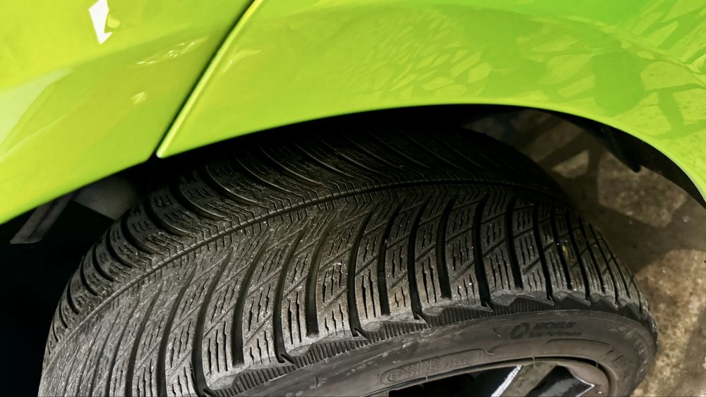 Vand jante Borbet LV5, 8J, ET35, 5/112 si anvelope Michelin 235/40/18