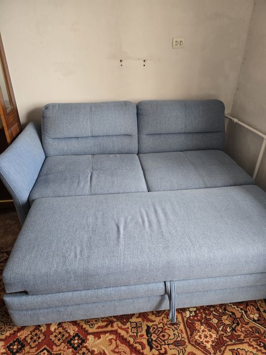 Продам диван ,район Топографический