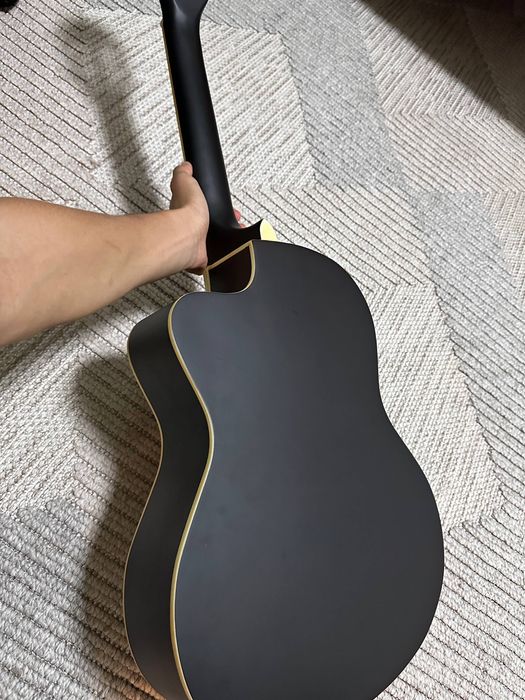 gitara sotiladi classik original MARQUES made in Brazilia