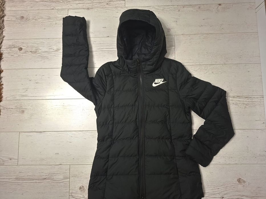 Nike-Ориг. Дамско пухено яке