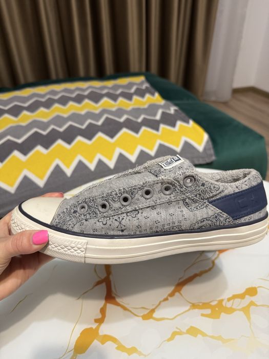 Converse - marimea 41.5 (26.5 cm)
