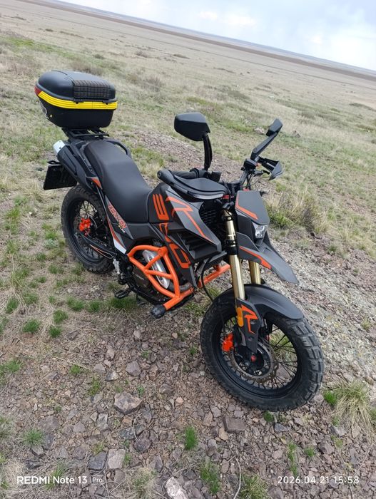 Продам мотоцикл состояние нового