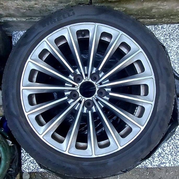 Vand roti originale BMW,Pirelli R19 245 45 si de spate R19 275 45