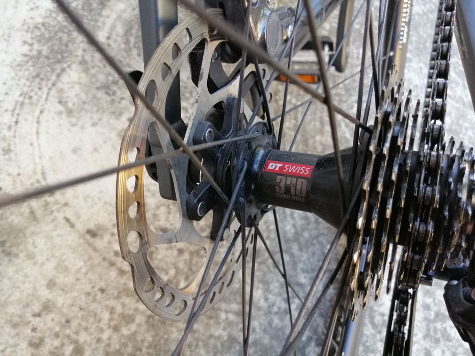 Trekking ciclocross carver 28 hidraulica