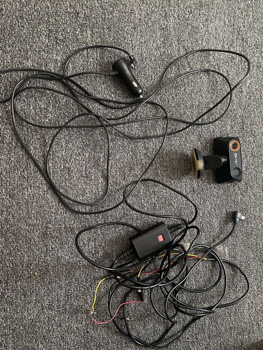 Camera auto Mi vue 785 +cablu conectare baterie