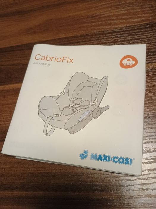 Maxi-Cosi CabrioFix с ISOFIX база EasyFix.