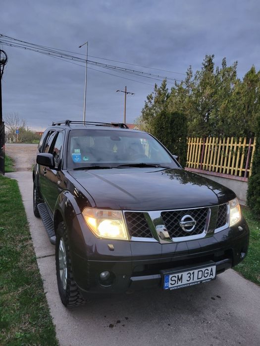 nissan pathfinder