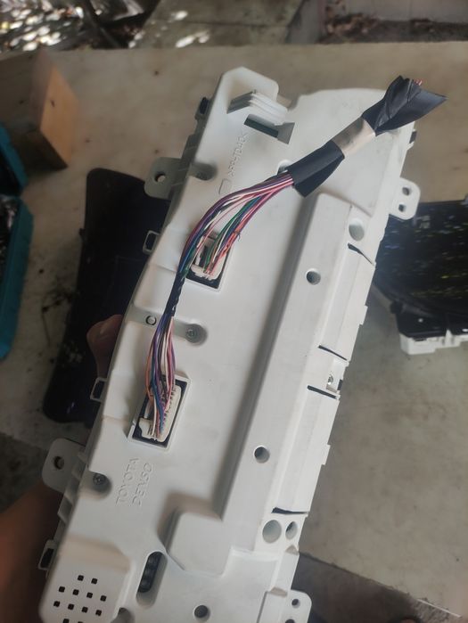 Щиток прибор камри 40