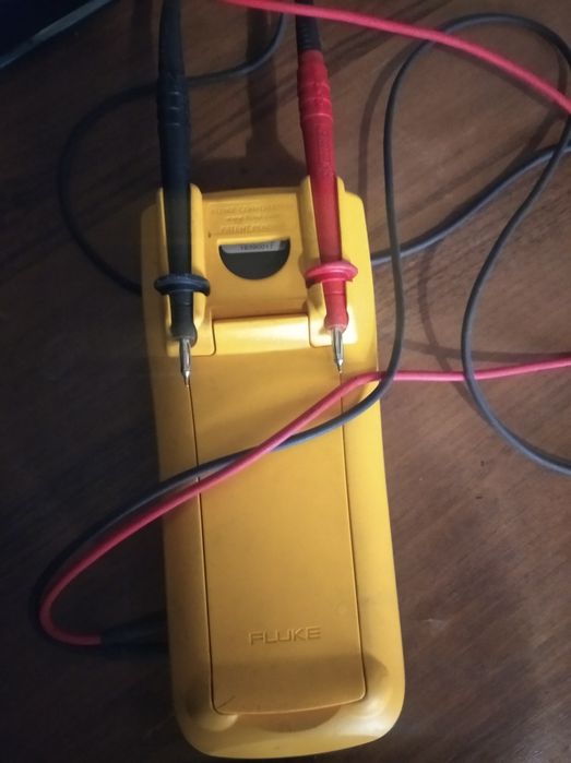 Fluke 1587 insulation multimeter