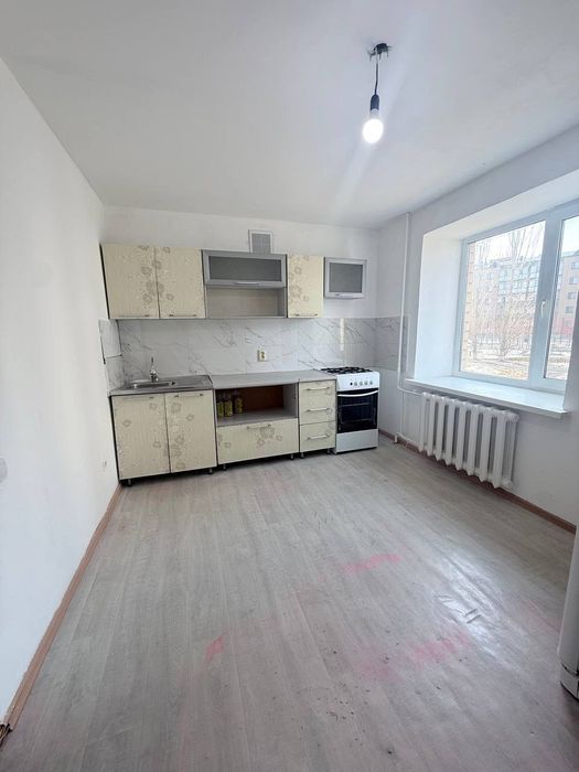 Продам трёхкомнатную квартиру