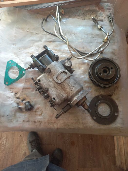 Pompa injectie in 4 in stare buna de functionare pe probe