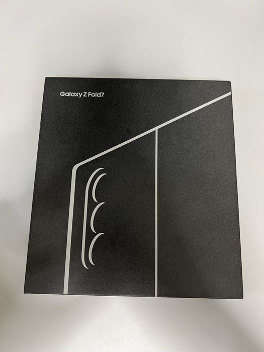 Vand samsung fold 7 512gb nou