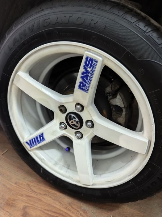 Продам диски с резиной  5*100