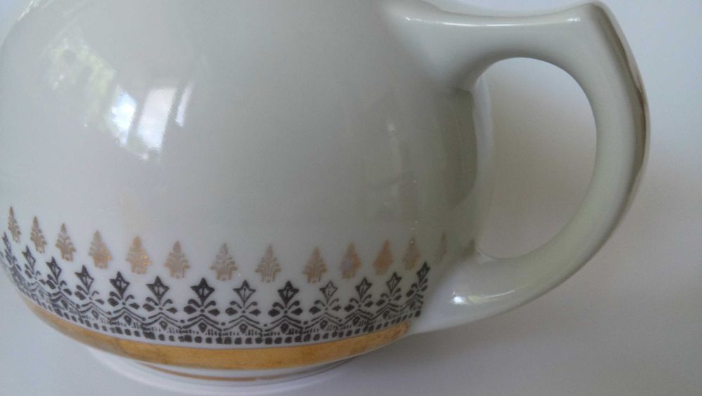 Свещник мрамор чайник порцеланов