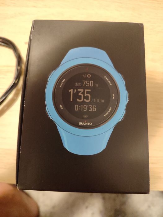 Suunto Ambit 3 Sport син спортен часовник