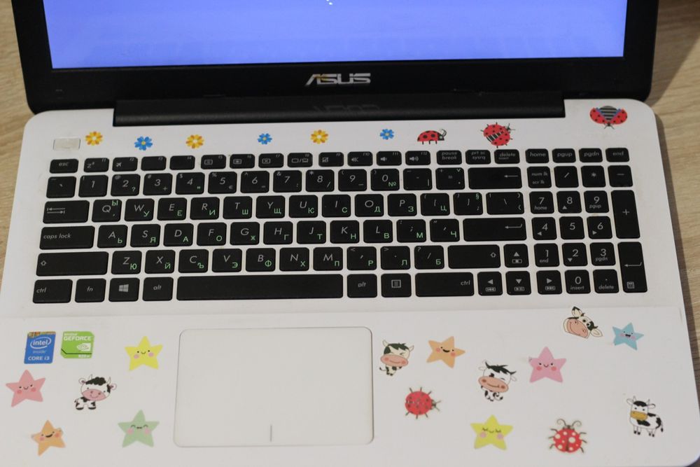 Лаптоп ASUS X555LG