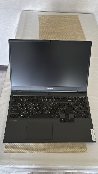 Legion 5 15IMH05