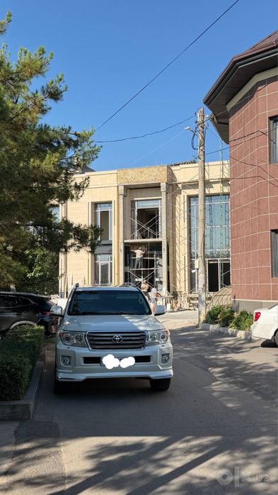 Тайота ланд крузер 200 своя